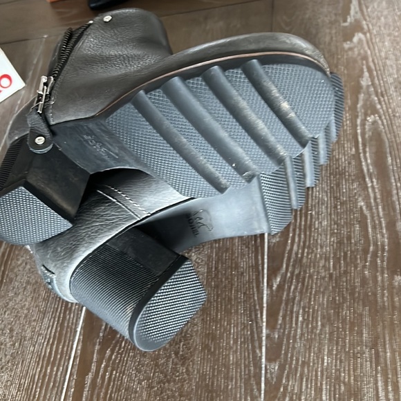 Sorel Danica boots - Picture 9 of 10